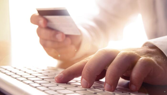 4 ways to earn Amex rewards